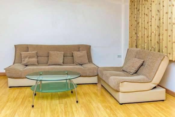 Jolly Guesthouse & Restaurant Pattaya Ngoại thất bức ảnh